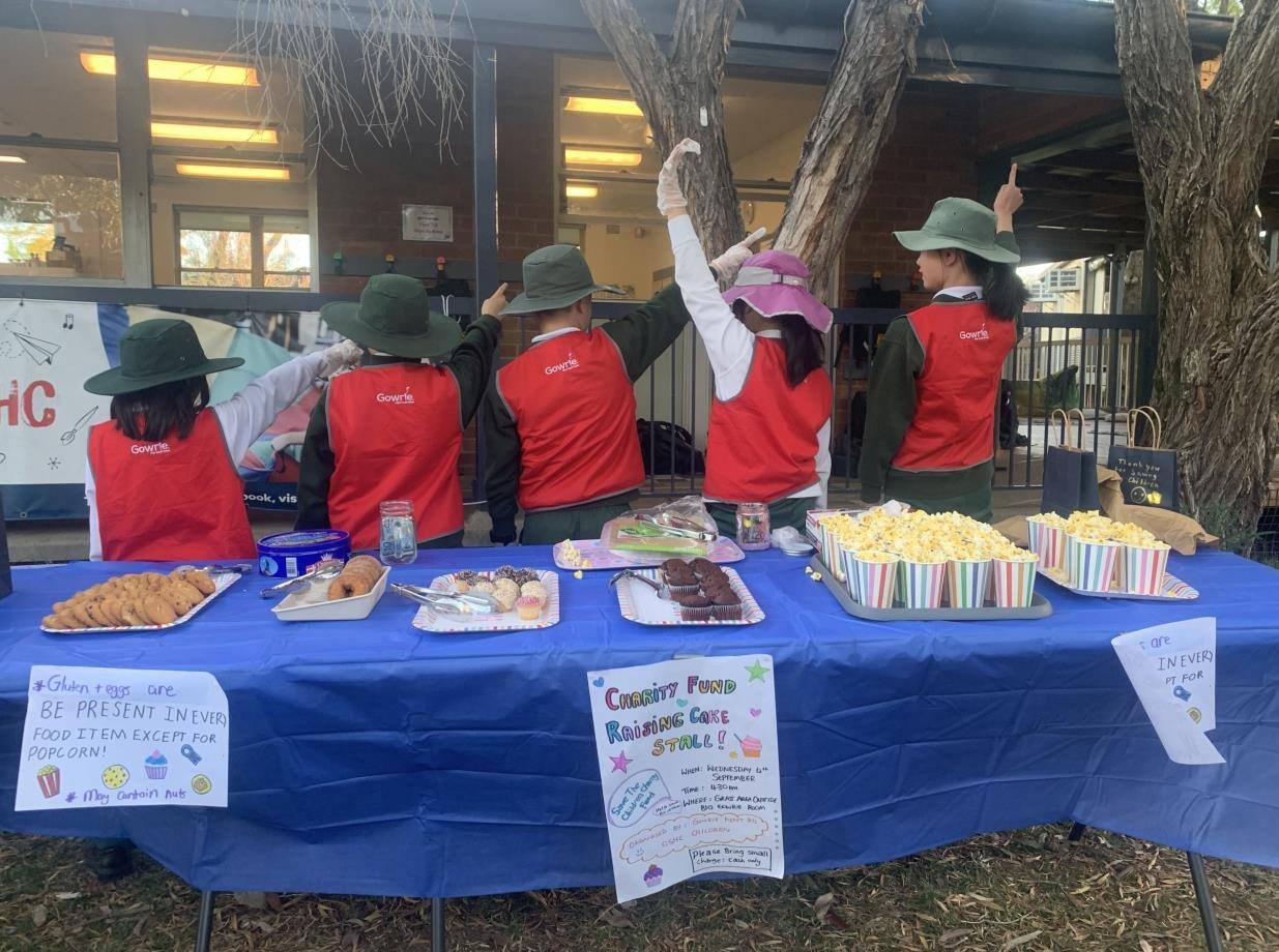 children at stall